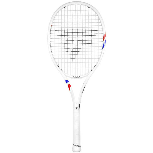 מחבט טניס Tecnifibre TFIGHT 285 | טכניפייבר לפני משחק טניס, עיצוב בצבעים לבן ואדום.