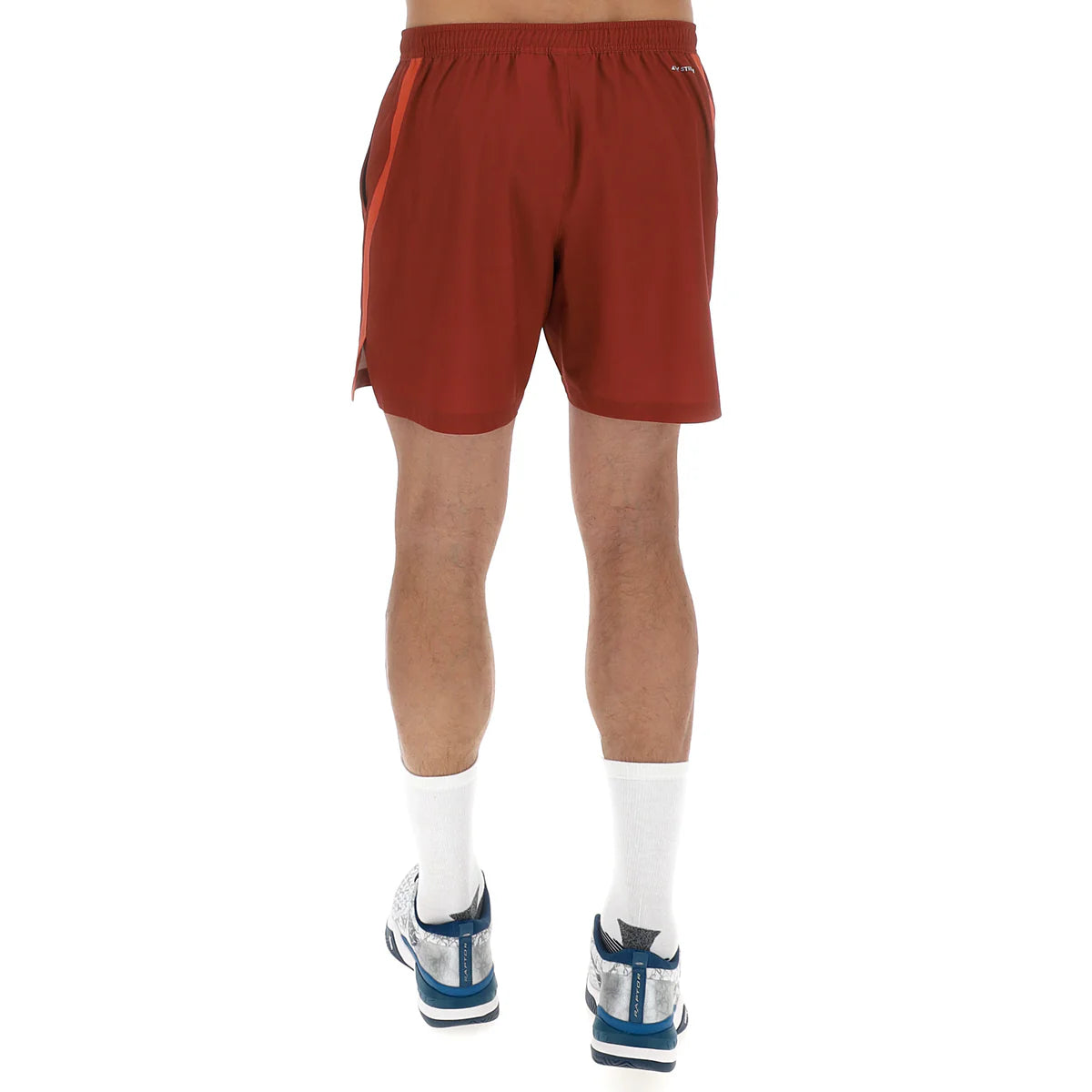 מכנסי גברים לוטו PANTALONI CORTI TENNIS TECH D1 ROSSO SCURO LOTTO מגזר אחורי עם צבע אדום כהה