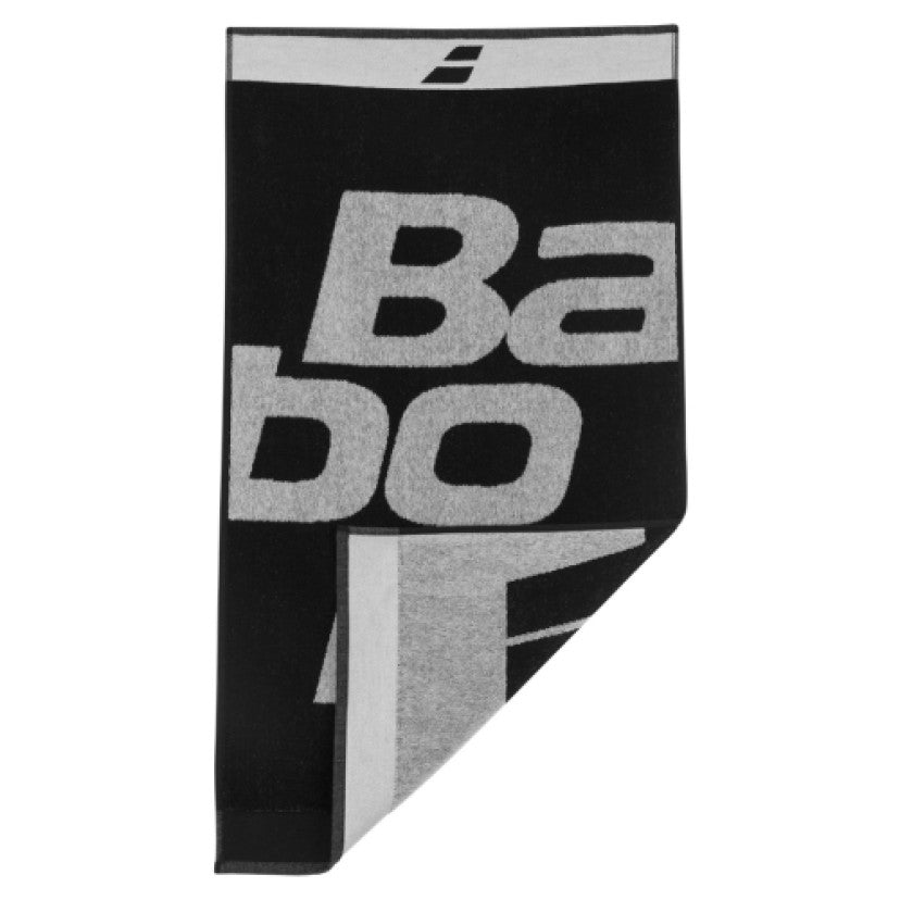 מגבת טניס בבולט Medium Towel Babolat בעיצוב מודרני, עשויה 100% כותנה רכה, אידיאלית לאימונים או לשימוש יומיומי.