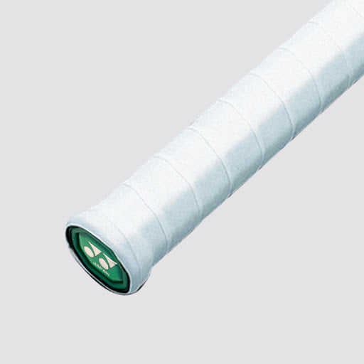 גריפ למחבט טניס YONEX AC102EX – מארז 30 יח’ בצבע לבן עם עיצוב פונקציונלי