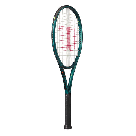 מחבט טניס Wilson Blade 100UL V9 | וילסון, מחבט בצבע ירוק עם עיצוב מודרני וחזית רשת קלילה.