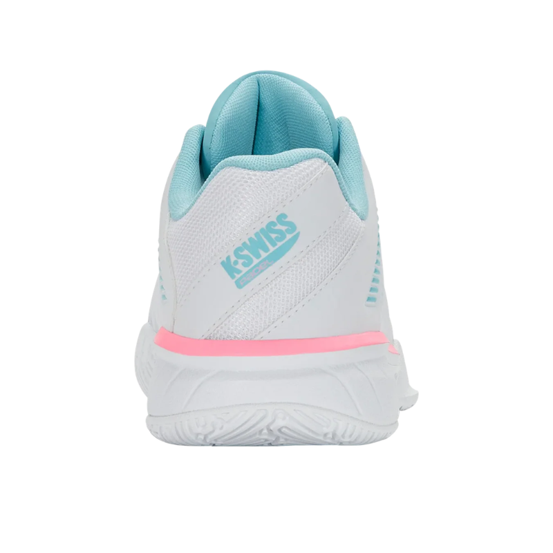 מבט מאחור על העקב של נעלי פאדל K-Swiss Express Light 3 Padel לנשים בצבע לבן ותכלת