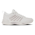 נעלי טניס K-Swiss Hypercourt Supreme 2 לנשים בצבע לבן - מבט פרופיל מהצד עם פסים מעודנים