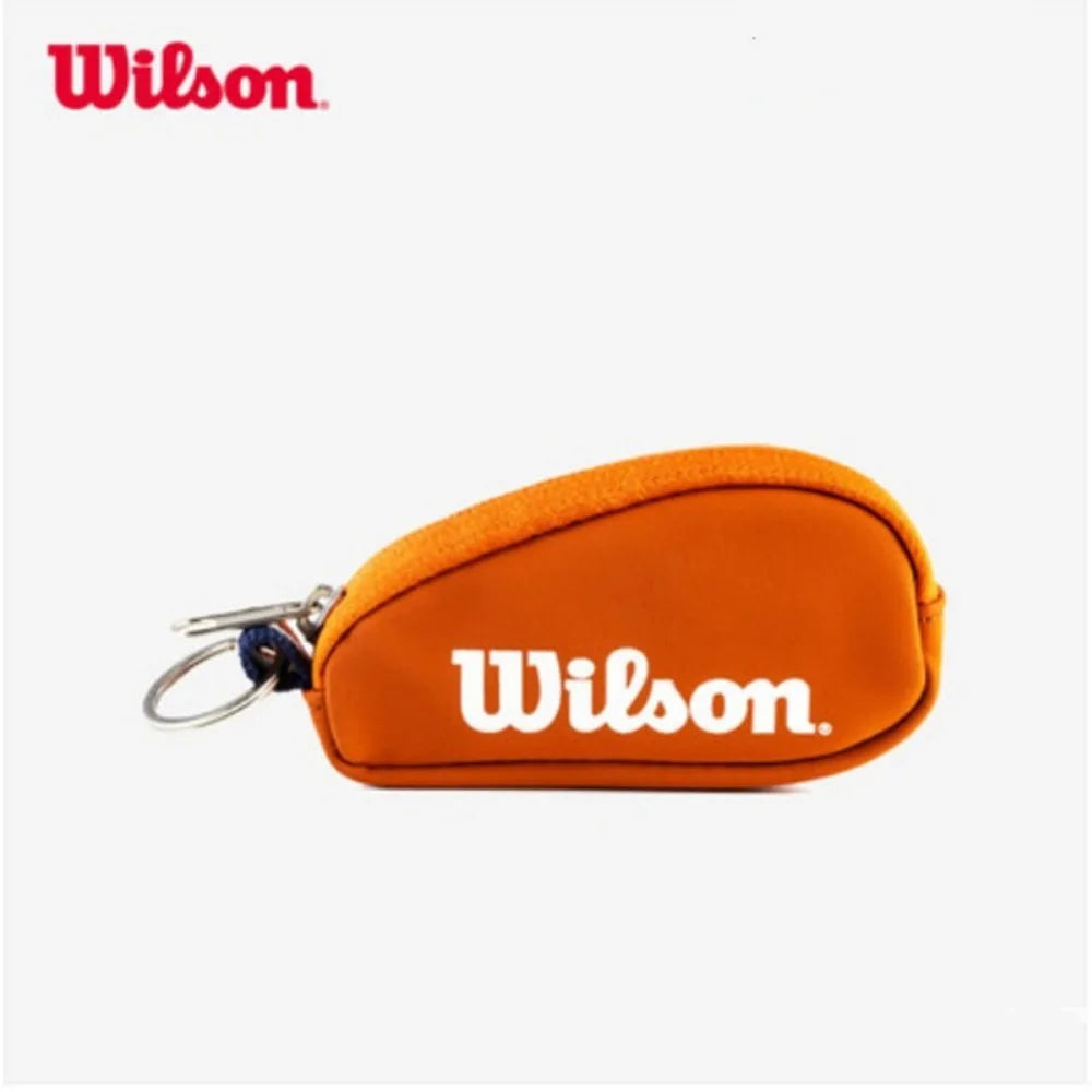 מחזיק מפתחות וילסון Wilson בצבע כתום, פתרון אחסון קומפקטי وסטיילשי למפתחות.