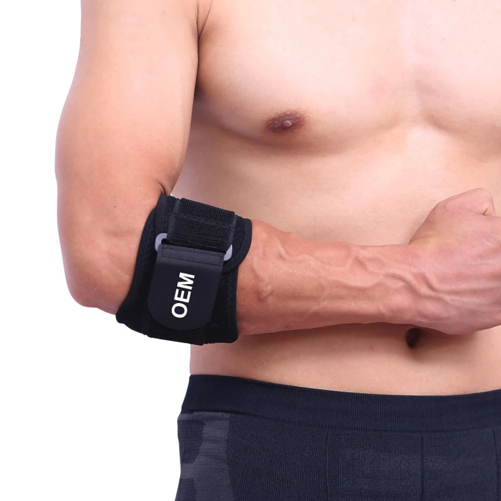 1 יחידות רצועת תמיכה בסד מרפק לגברים נשים על ידו של גבר עם מגע קמאצ'י.