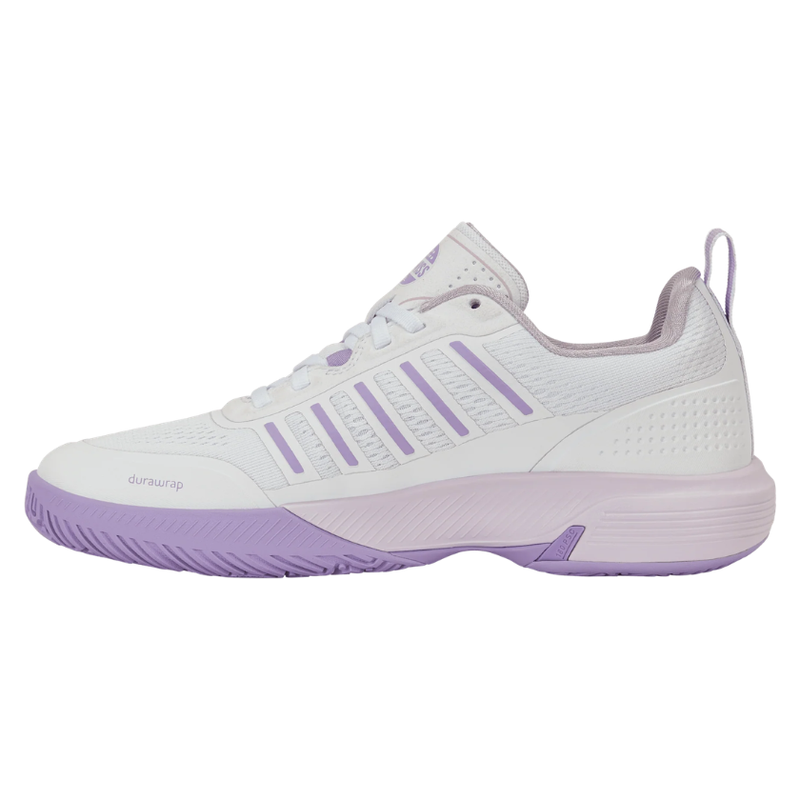 נעלי פאדל K-Swiss Ultra Court Padel לנשים בצבע לבן וסגול - מבט מהצד החיצוני
