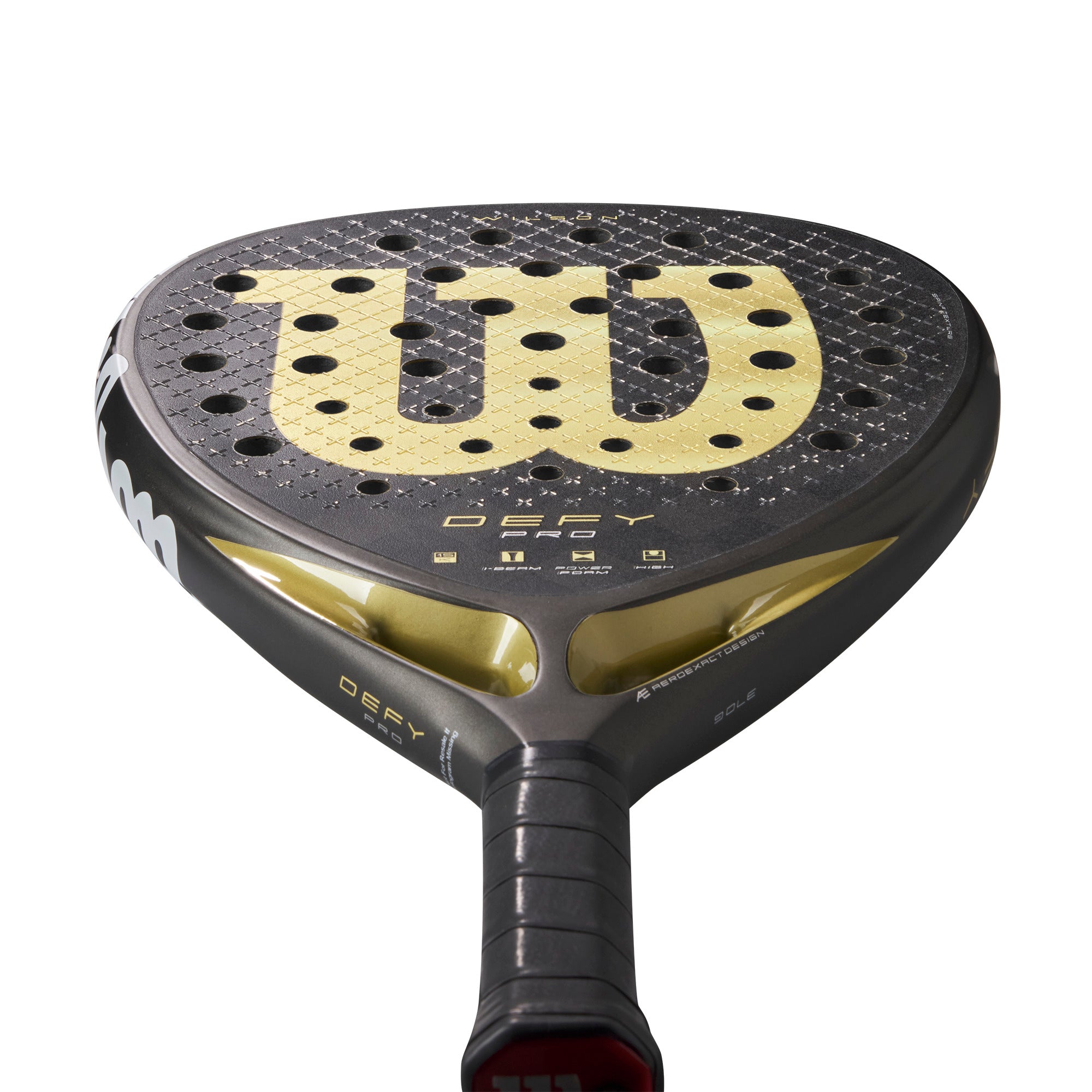 מחבט פאדל Wilson Defy Pro V1 Padel Racket | וילסון מבט על פני המחבט עם לוגו וילסון בצבע זהב.