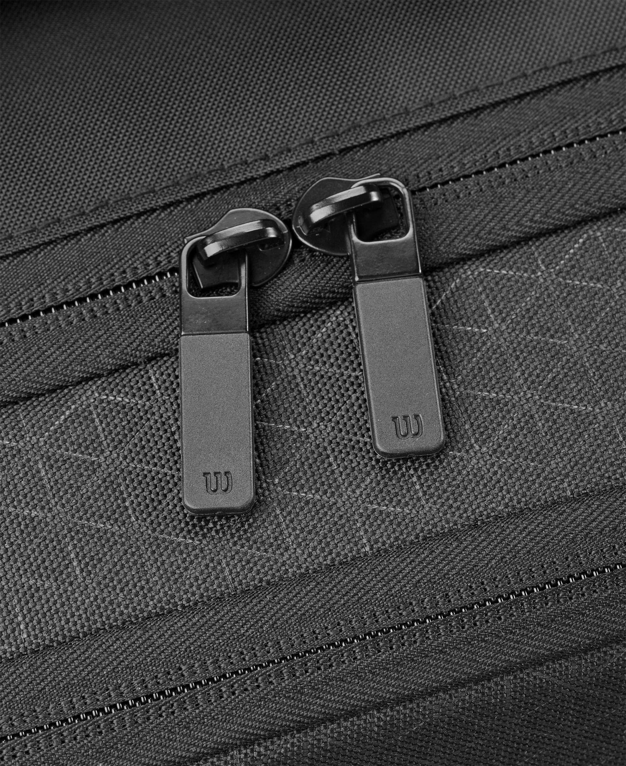 תמונה של רוכסנים לתיק טניס Wilson Clash V3 3PK Racquet Bag | וילסון