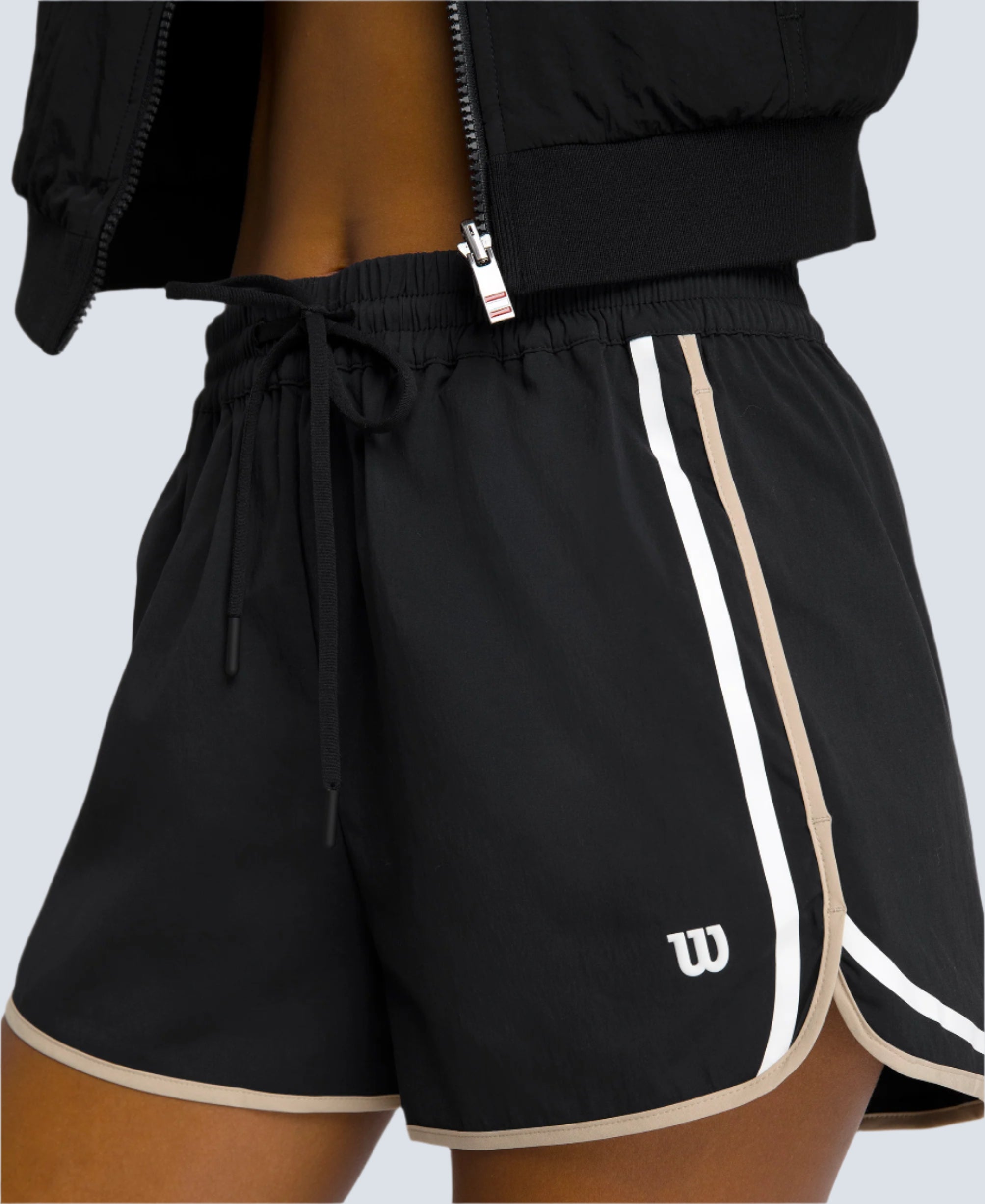 מכנס שורט וילסון לנשים | Ellyn Short - מכנסי טניס קלים וספורטיביים עם נוחות מקסימלית.